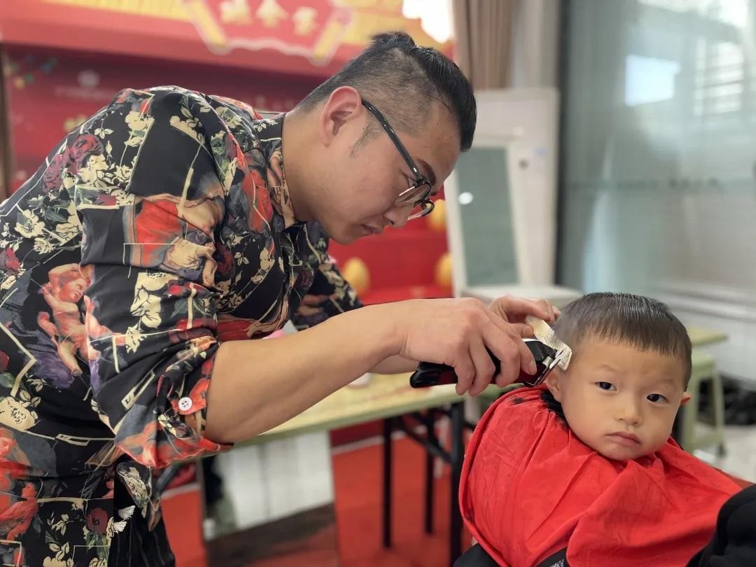 二月二丨剪龍頭、中彩頭，孝義農(nóng)產(chǎn)品大市場(chǎng)邀您免費(fèi)剪頭啦！