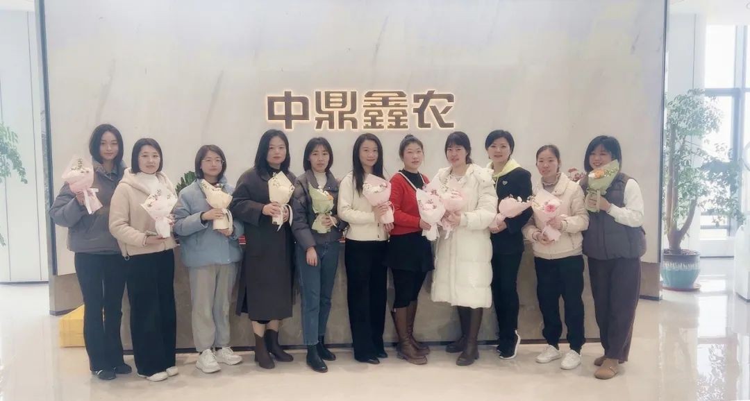 寵愛女神節(jié)，鼎鑫集團送出花海與甜蜜驚喜！